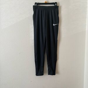 Nike Dri Fit Boy pants size M